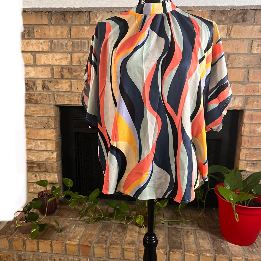 Niay colorful silk blouse size L NWOT